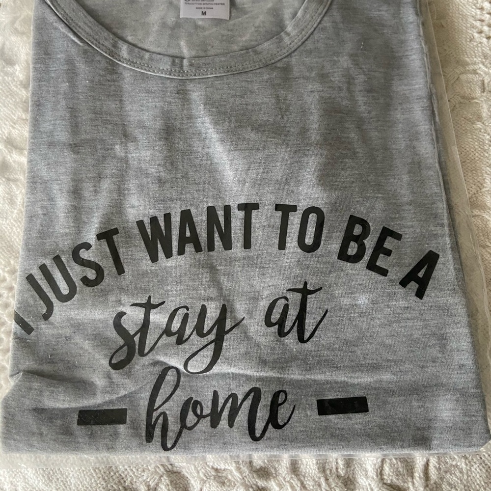 Dog mom T-shirt